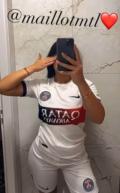 Product : Paris Away