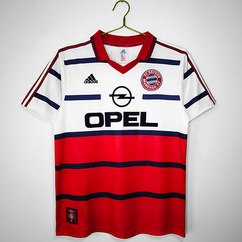 00 Bayern away retro