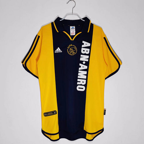 01 Ajax away retro